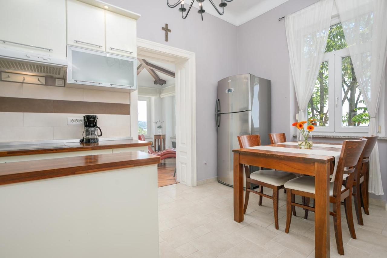 Apartment Gloria โอปาติยา ภายนอก รูปภาพ